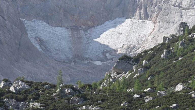 Temná předpověď pro alpské ledovce