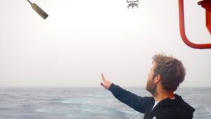 Úžasné dobrodružství lahve se zprávou v Antarktidě: 15 000 kilometrů putování