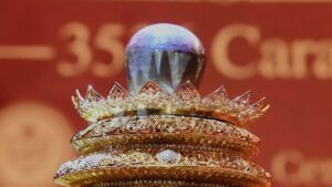 „Hvězda čisté země“ – vzácný hvězdný safír překonává všechny rekordy