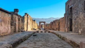 Tajemství téměř nezničitelného římského betonu