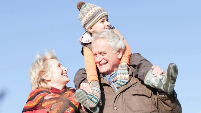 Prokázaný vliv vnoučat na zdraví prarodičů