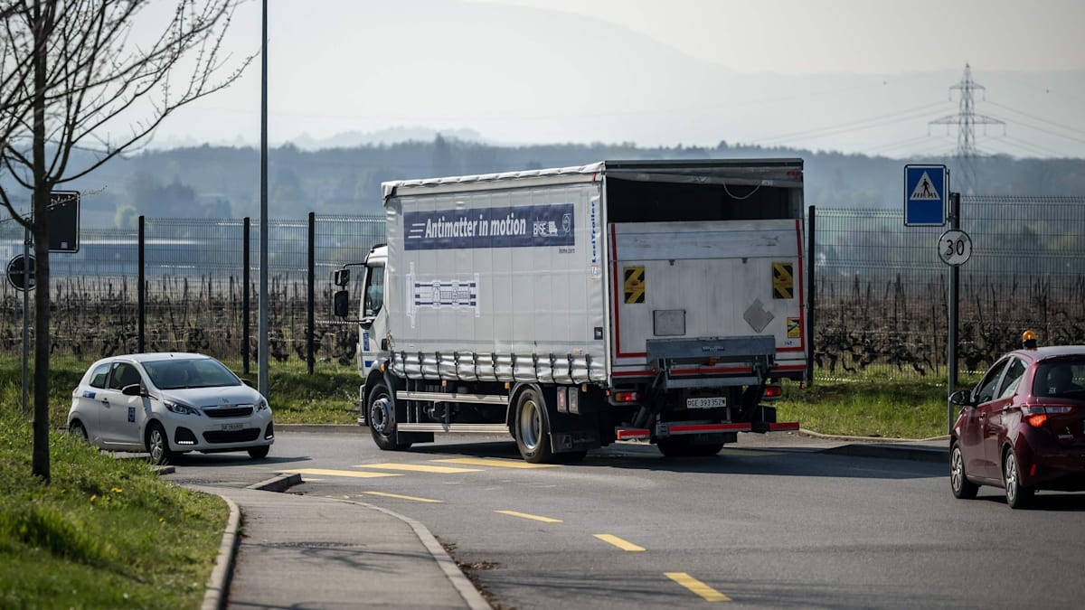 Cernoví vědci poprvé úspěšně transportovali antimateriál