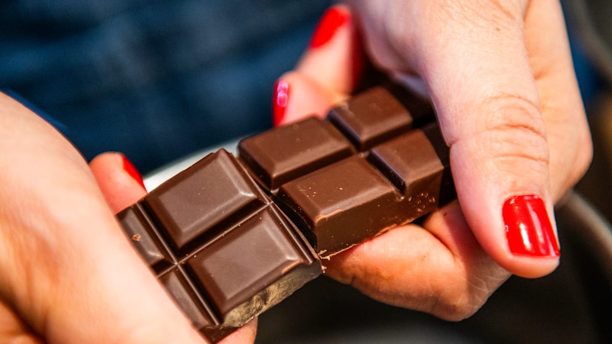 Co se děje v mozku, když vidíme čokoládu a chipsy