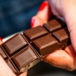 Co se děje v mozku, když vidíme čokoládu a chipsy