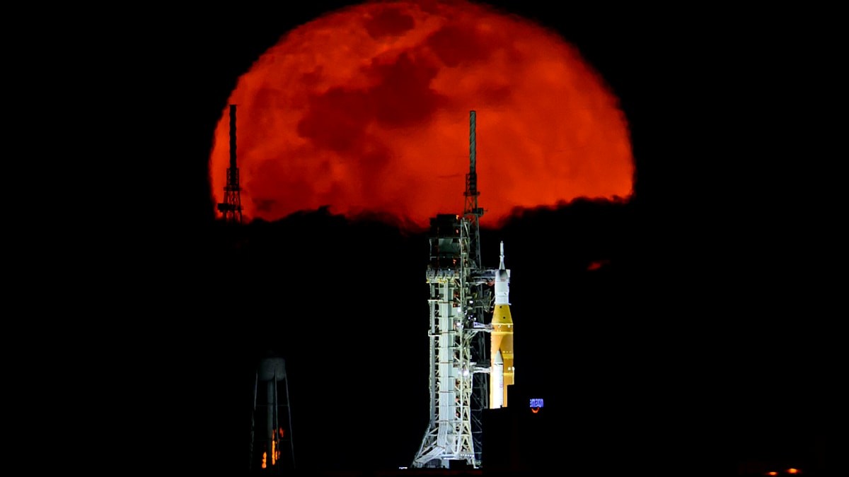 Vyslání lidstva zpět na Měsíc: Mise Artemis II