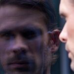 Genetické vlivy na narcisismus: Nové poznatky ze studia